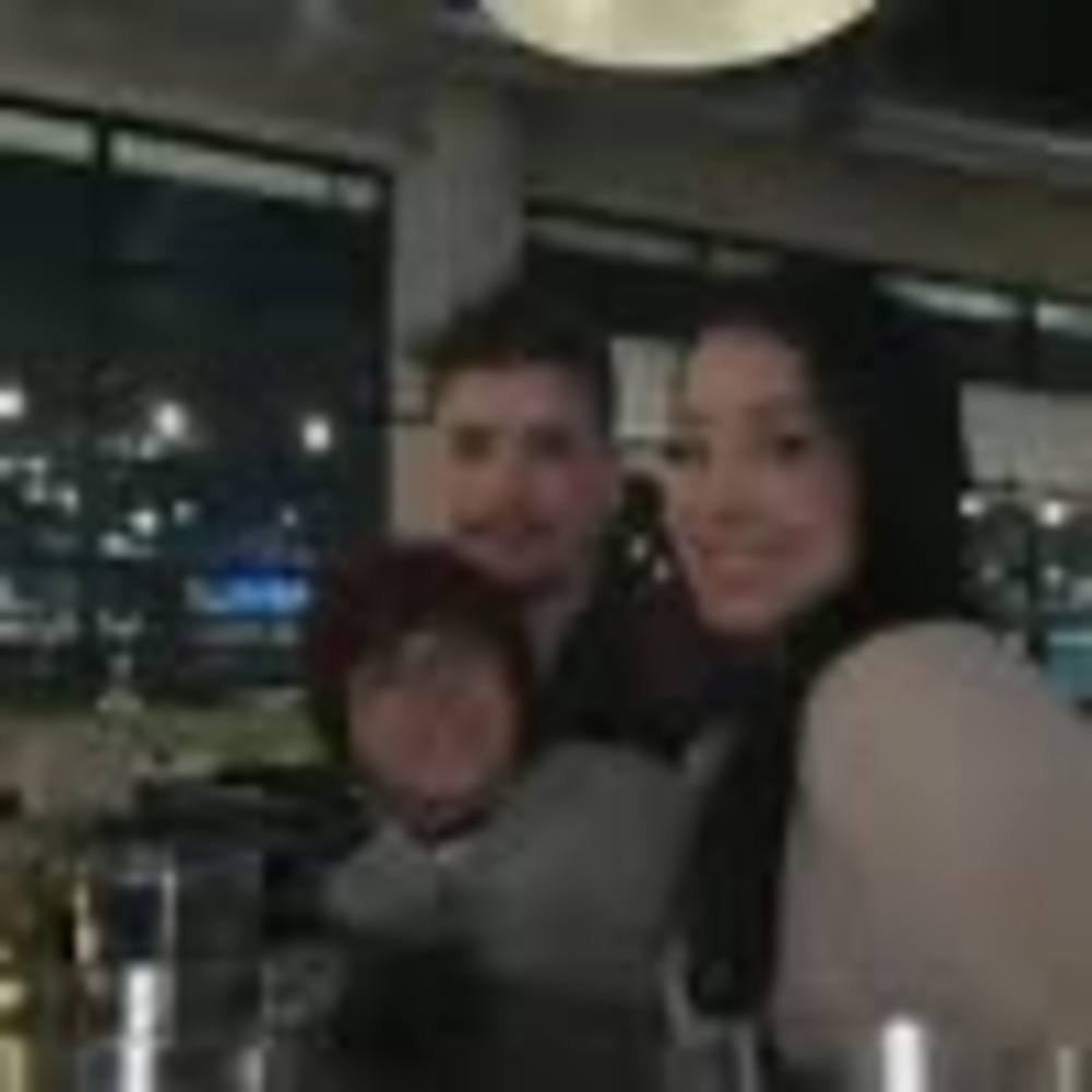 Meet your Posher, Cris